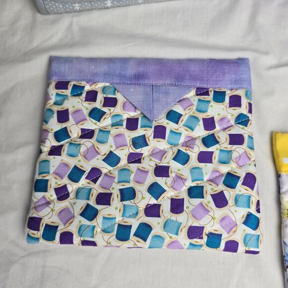 Quilted Wallet Bags Handmade in Washington State 4 Bundle Deal Multi-Color - Picture 4 of 16